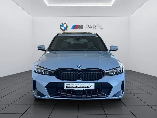 BMW 330 330d M-Sport Touring xDrive