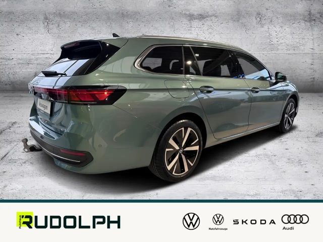 Volkswagen Passat 1.5 eTSI Business DSG