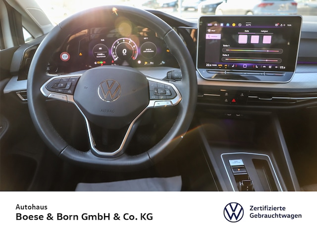 Volkswagen Golf 1.5 eTSI DSG