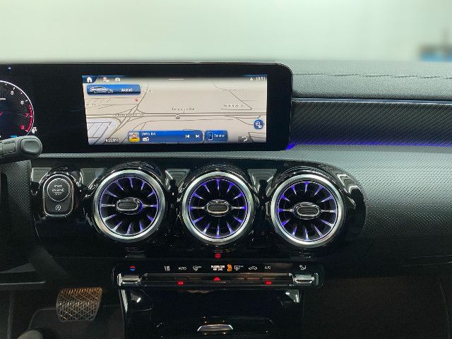 Mercedes-Benz CLA 200 Shooting Brake