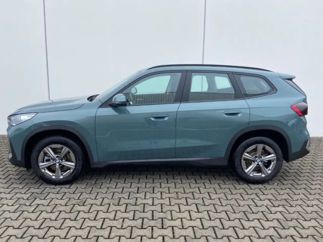 BMW X1 20i  Sommer17'' AHK AdLED ParkAss Komf El.Heckklap
