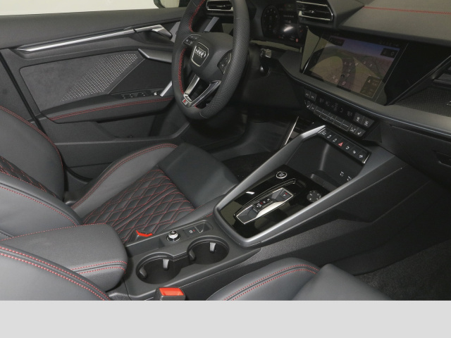 Audi A3 35 TFSI S-Line S-Tronic Sportback
