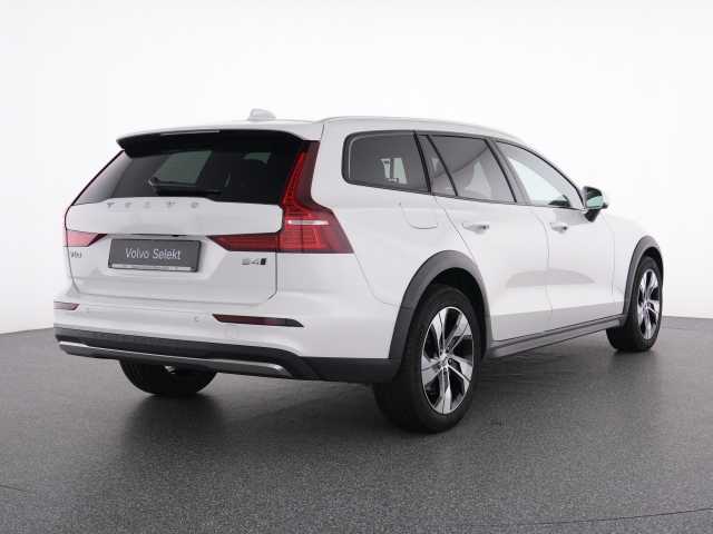 Volvo V60 Cross Country CC
