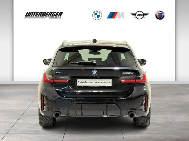 BMW 330 330d M-Sport Touring xDrive