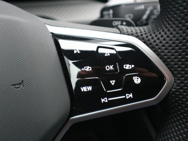 Volkswagen Golf R-Line Variant