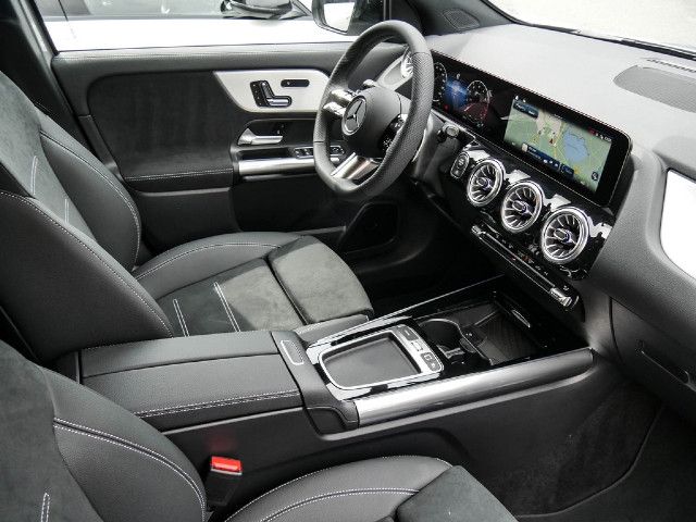 Mercedes-Benz GLA 220 4MATIC