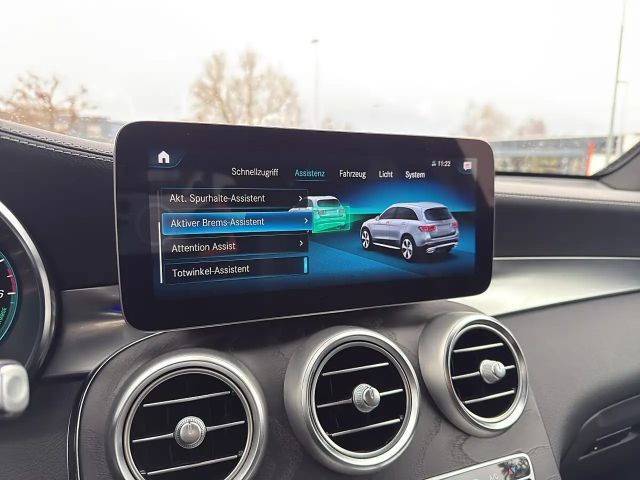 Mercedes-Benz GLC 300 4MATIC AMG Line