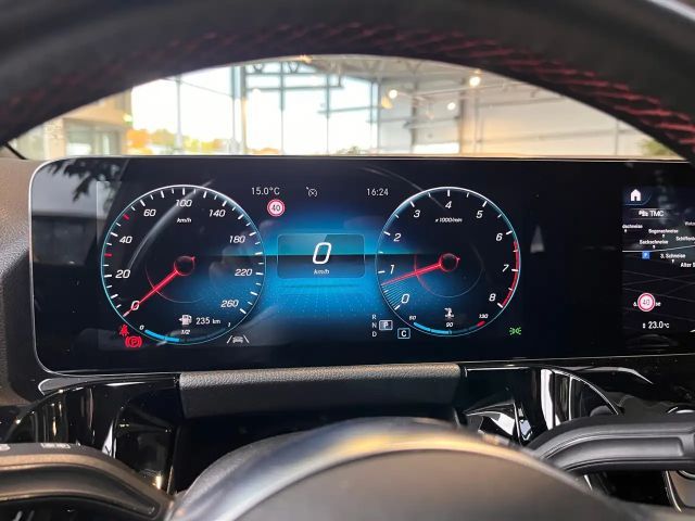 Mercedes-Benz GLA 250 4MATIC AMG Line