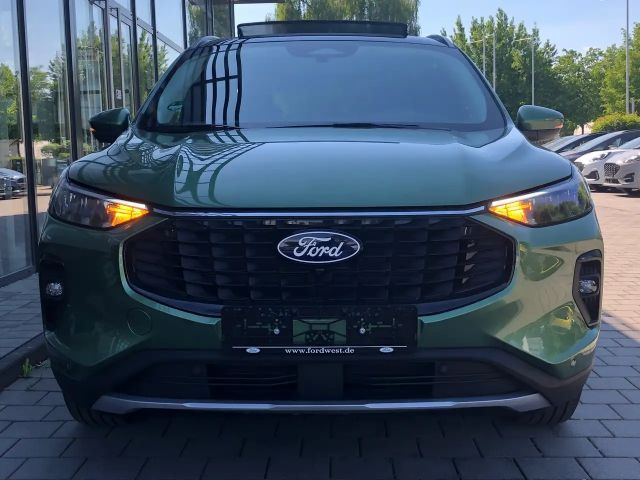 Ford Kuga Hybrid Titanium