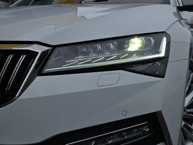 Skoda Superb L&K TDI DSG AHK CANTON LEDER SITZBLF ACC