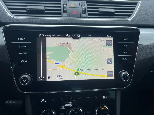 Skoda Superb Ambition Combi