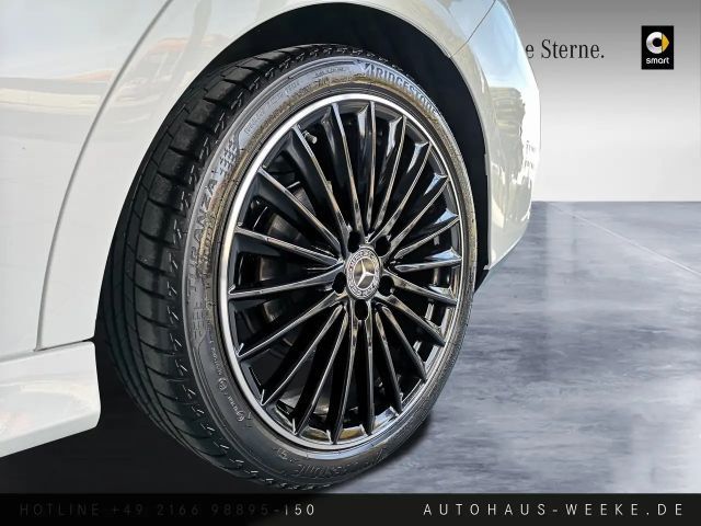 Mercedes-Benz CLA 180 AMG Line Coupé