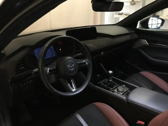 Mazda 3 SkyActiv e-Skyactiv