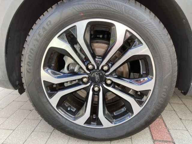 Ford Puma EcoBoost Titanium