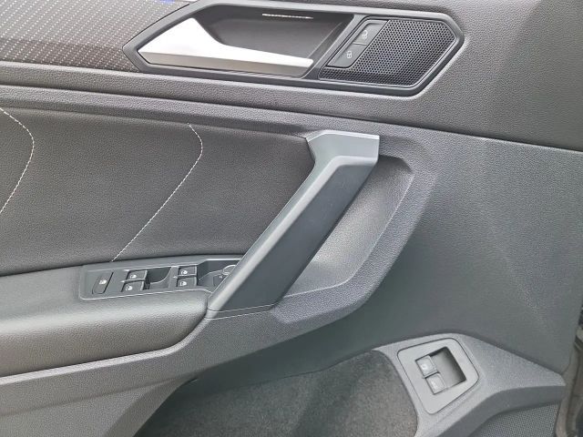 Volkswagen Tiguan DSG R-Line Style