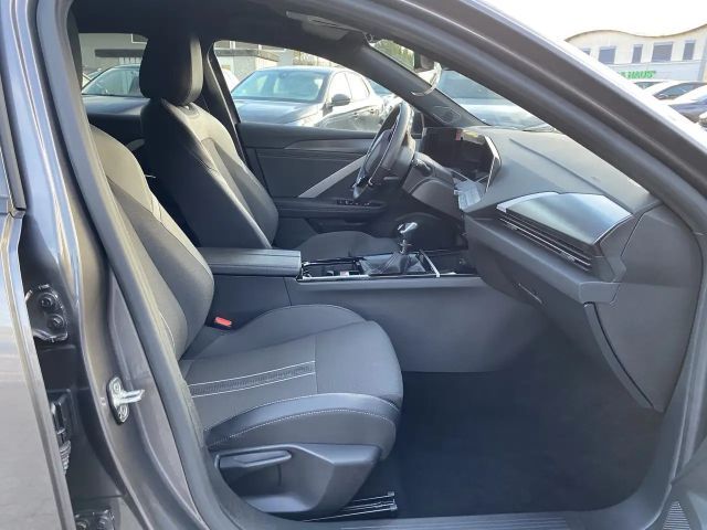 Opel Astra GS-Line Grand Sport