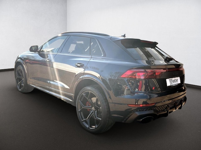 Audi RS Q8 Performance Quattro