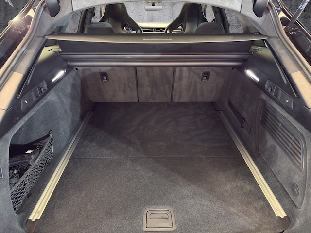 Audi A6 e-tron Avant Performance Quattro