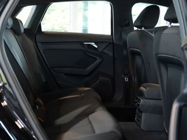 Audi A3 30 TFSI S-Tronic Sedan Sportback