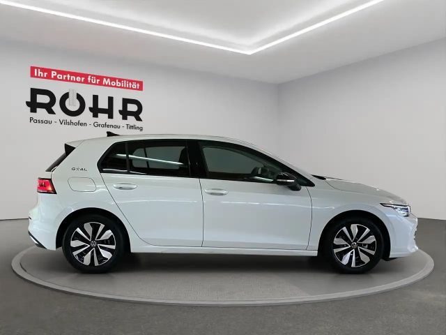 Volkswagen Golf 1.5 eTSI BMT DSG Golf VIII