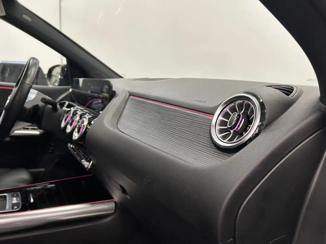 Mercedes-Benz B 180 Luxury Line