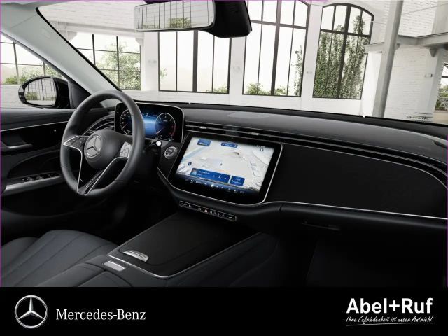 Mercedes-Benz E 220 AVANTGARDE E 220 d Estate