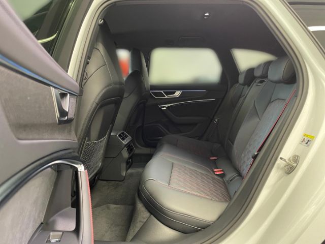 Audi S6 Avant Quattro