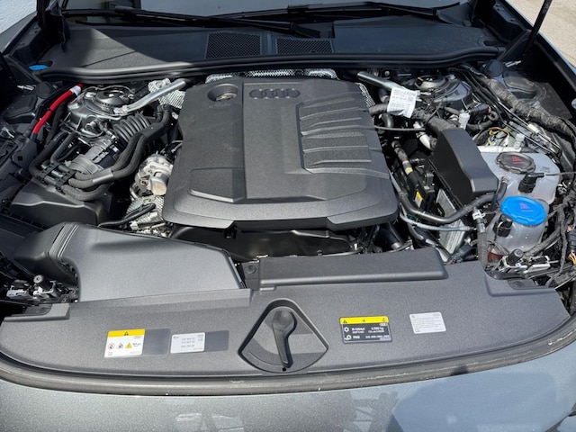 Audi A6 Avant Quattro S-Tronic