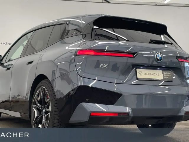 BMW iX xDrive50