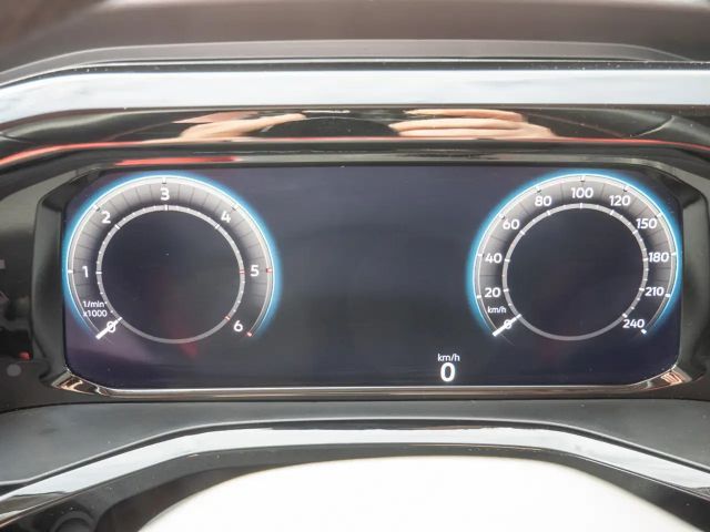 Volkswagen Multivan 2.0 TDI Lang Life T7