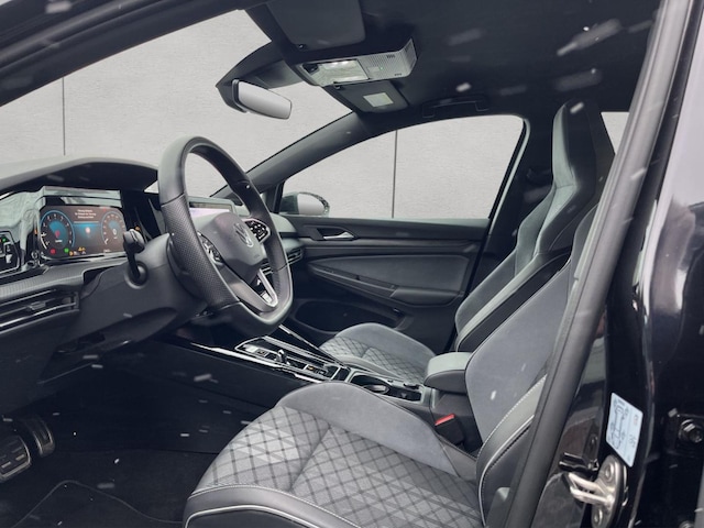 Volkswagen Golf 1.5 eTSI DSG Golf VIII R-Line