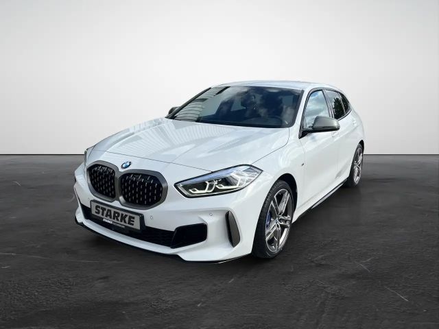 BMW M140i Sedan xDrive