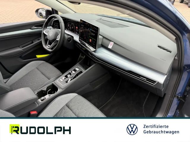 Volkswagen Golf 1.5 eTSI DSG Golf VIII