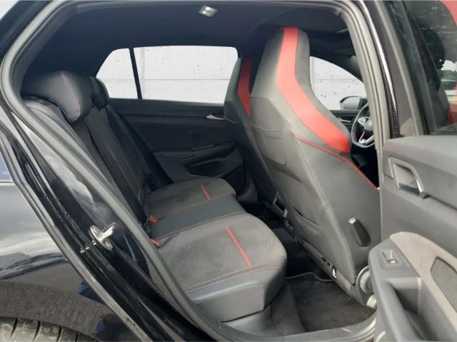 Volkswagen Golf 2.0 TSI Golf VIII