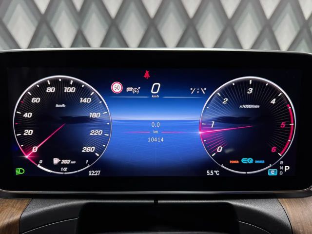 Mercedes-Benz C 220 AMG Line C 220 d Sedan