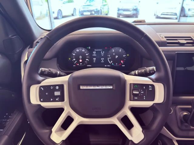 Land Rover Defender D300 Dynamic SE
