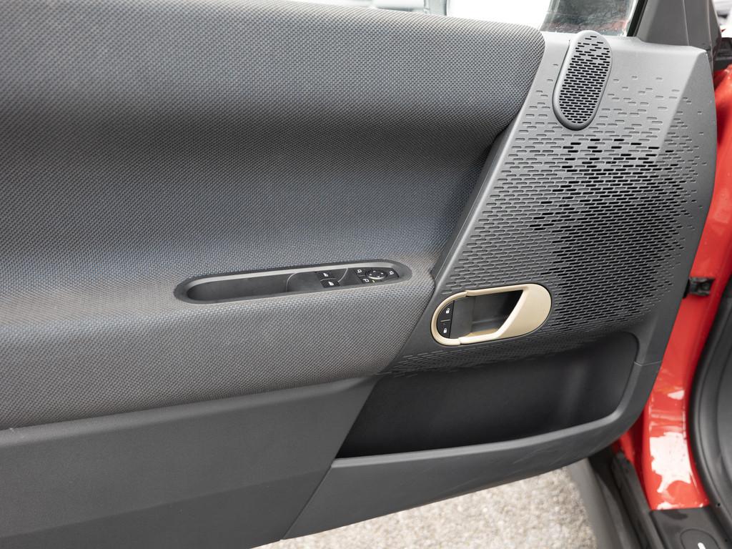 MINI Cooper E Classic