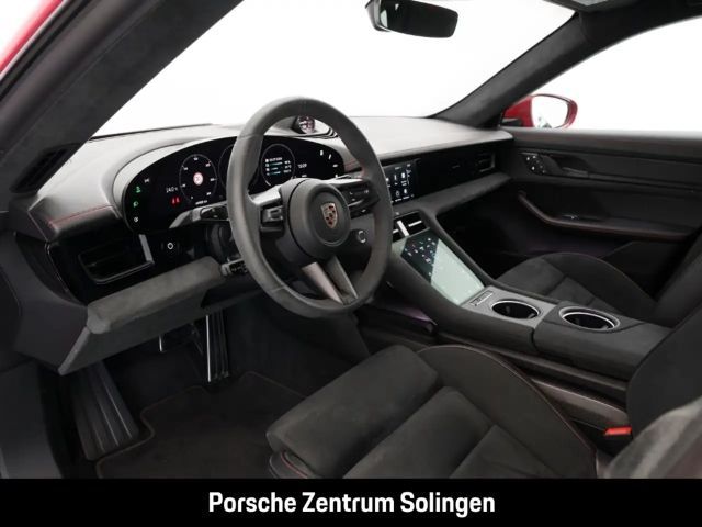 Porsche Taycan GTS Sport Turismo