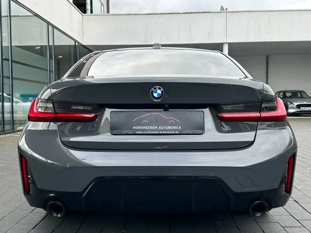 BMW 320 320d M-Sport Sedan xDrive