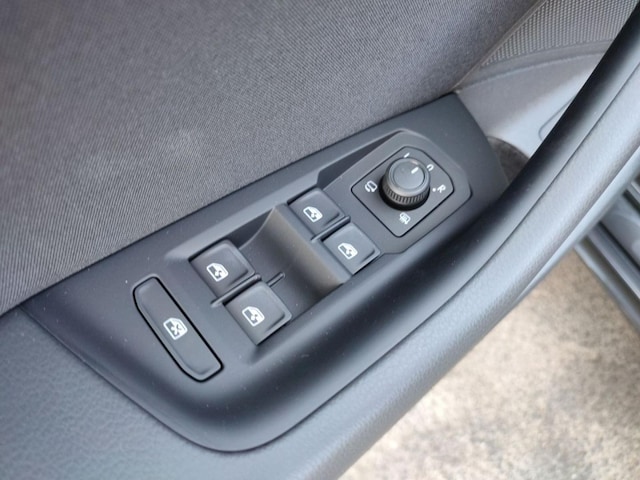 Volkswagen Passat 2.0 TDI Business DSG Variant