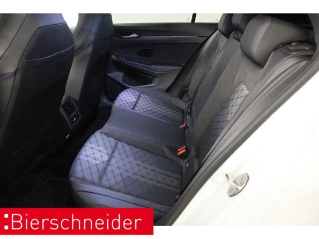 Volkswagen Golf 1.5 eTSI DSG R-Line Style
