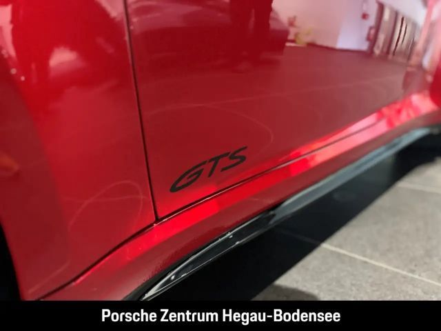 Porsche 992 4 Carrera Coupé GTS