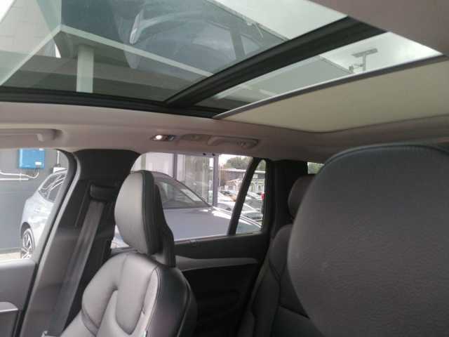 Volvo XC90 Expression Plug-In Hybrid