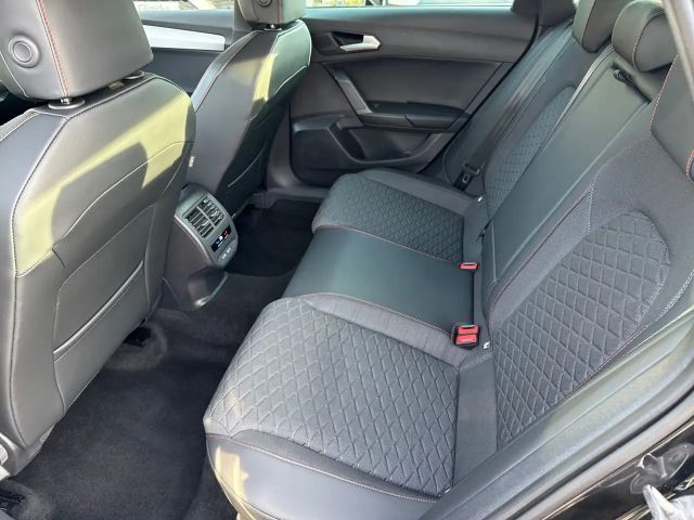 Seat Leon 1.5 eTSI DSG FR-lijn Sportstourer