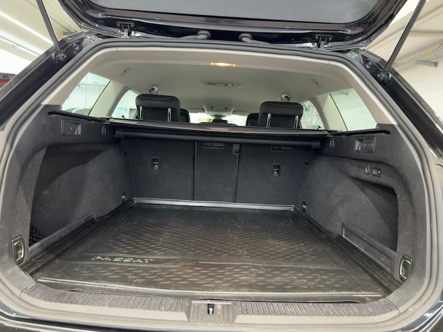 Volkswagen Passat 2.0 TDI Business DSG Variant