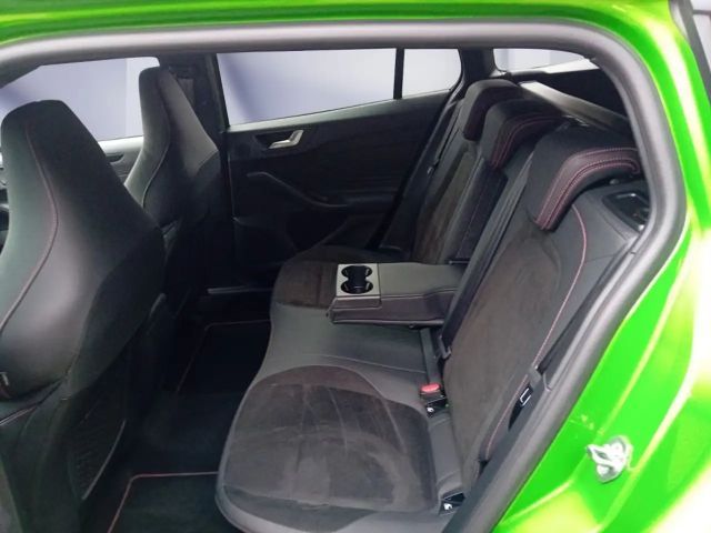 Ford Focus ST Line Wagon