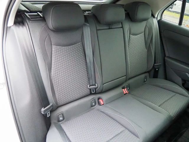 Volkswagen T-Roc 1.5 eTSI DSG Life