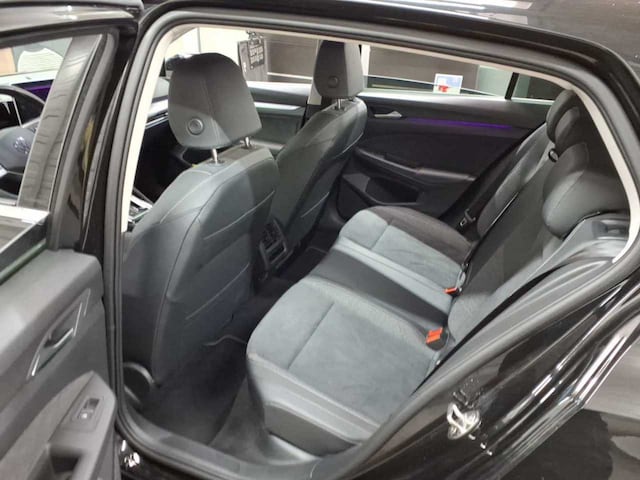 Volkswagen Golf 1.5 eTSI DSG Golf VIII Style