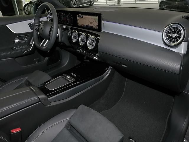 Mercedes-Benz A 220 4MATIC