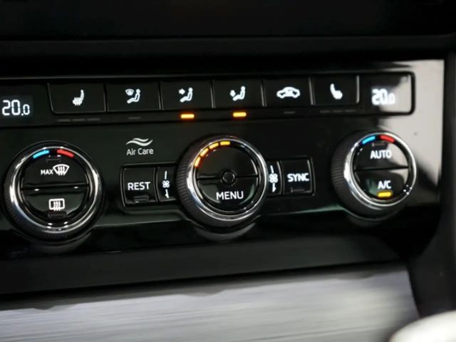 Skoda Superb Ambition Combi